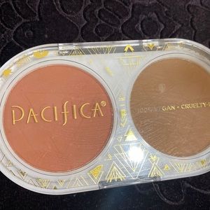 Pacifica blush bronzer duo with mirror